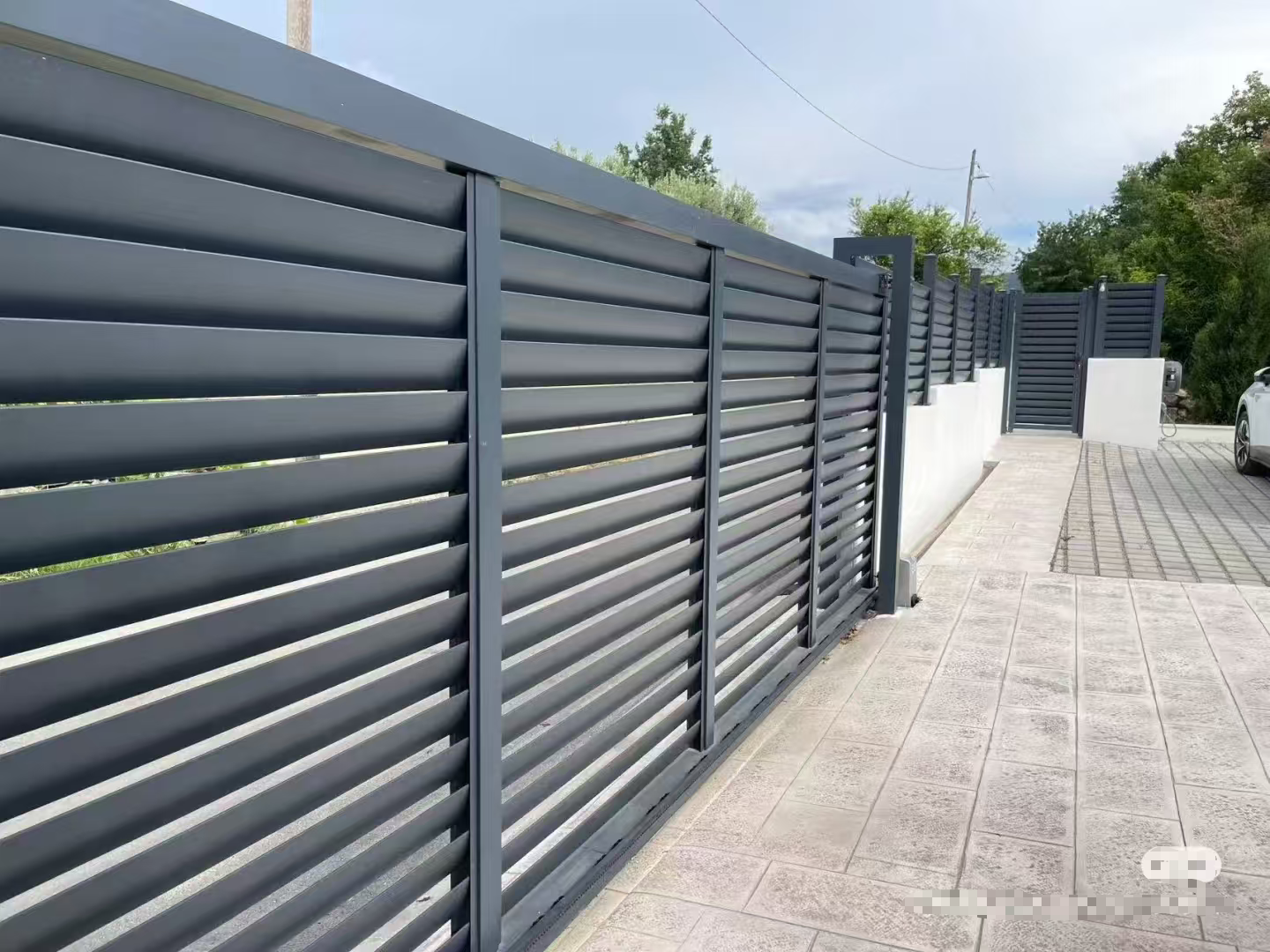 Aluminum Steel Louver Fence & Gate - Image 9