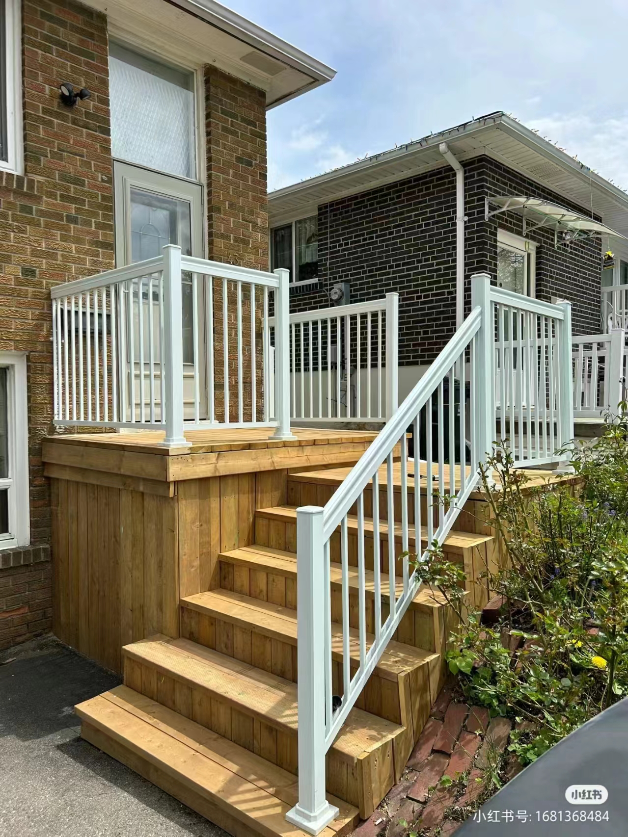 Aluminum Assembly Railing (Toronto Style) - Image 4